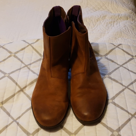 girls clarks leather boots